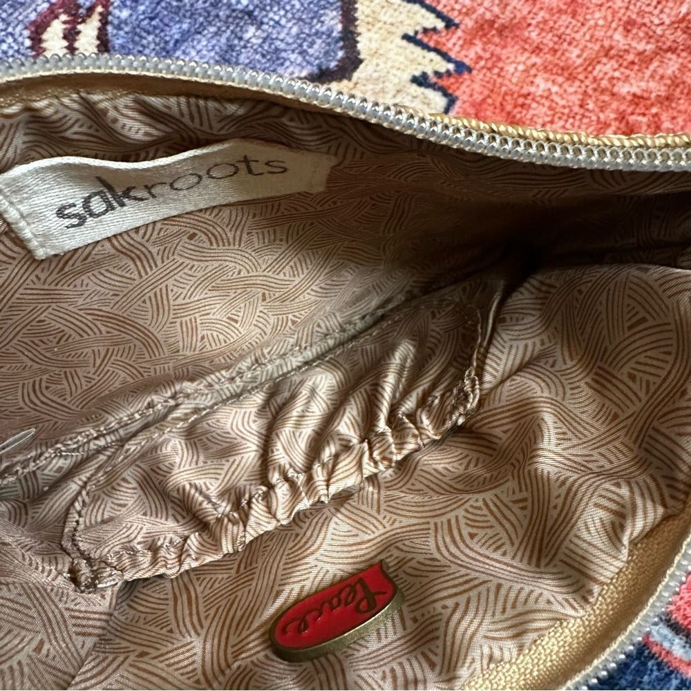 SakRoots small colorful coin purse makeup bag clutch - Picture 14 of 16